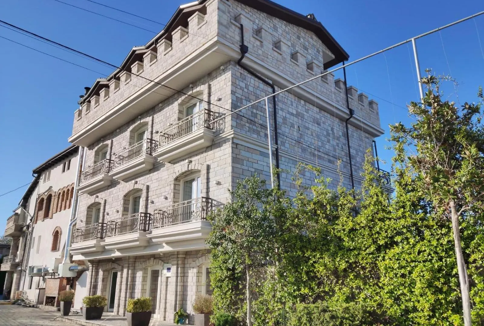 Dimal Castle Hotel Poshnje 3*,  Albania