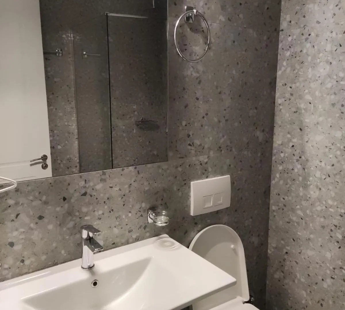 Dimal Castle Hotel Poshnje
