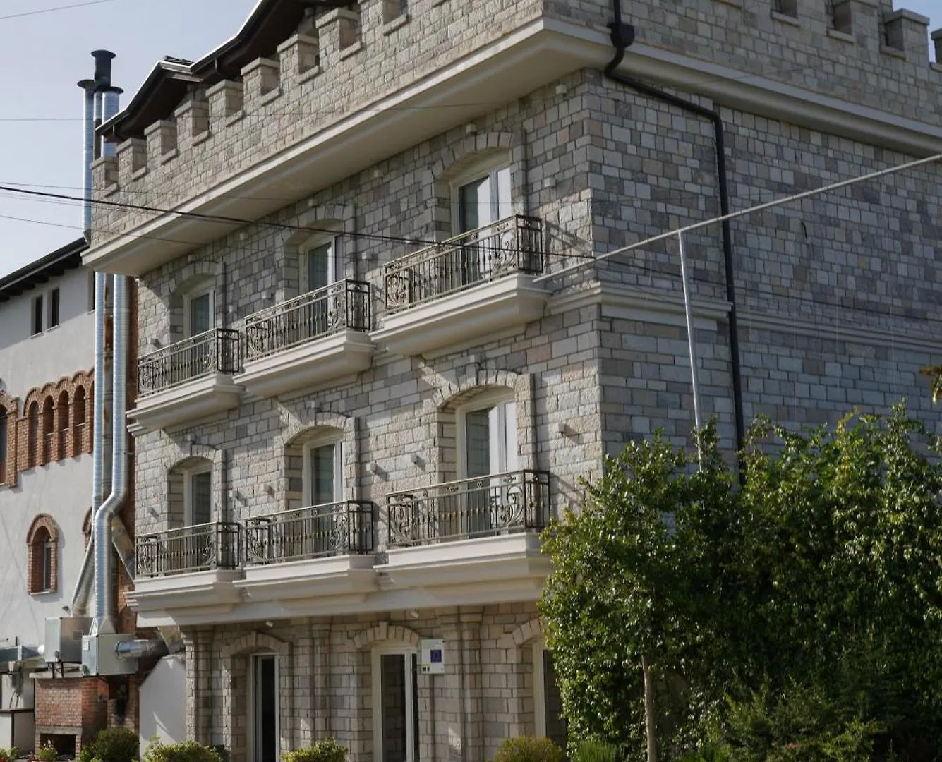 Dimal Castle Ξενοδοχείο Poshnje