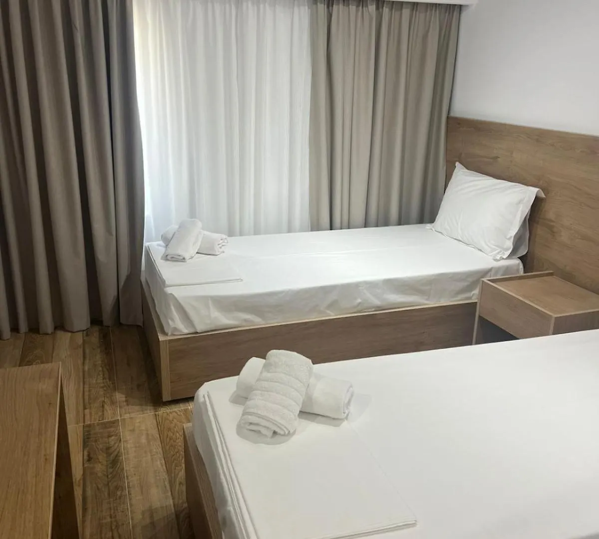 Dimal Castle Hotel Poshnje